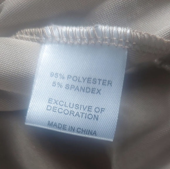 Rotita Size 1X Gold Sequin Sweater - Picture 4 of 4